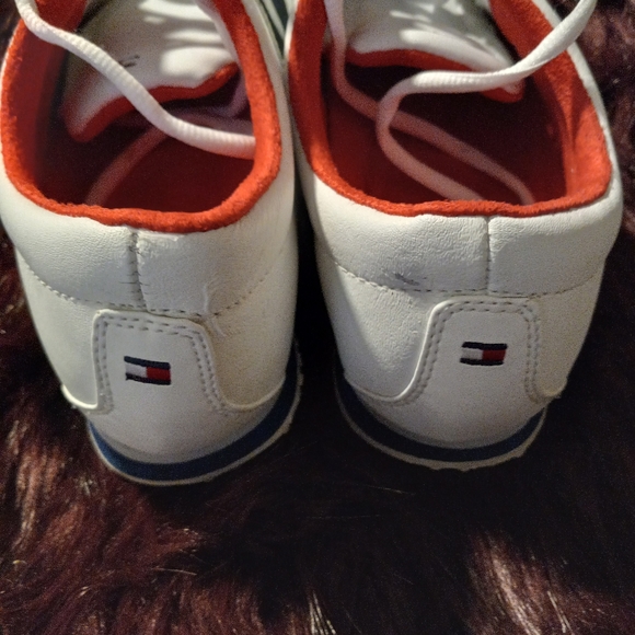 Sneakers - Picture 5 of 13